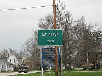 USA - Mt Olive IL - Town Sign (10 Apr 2009)
